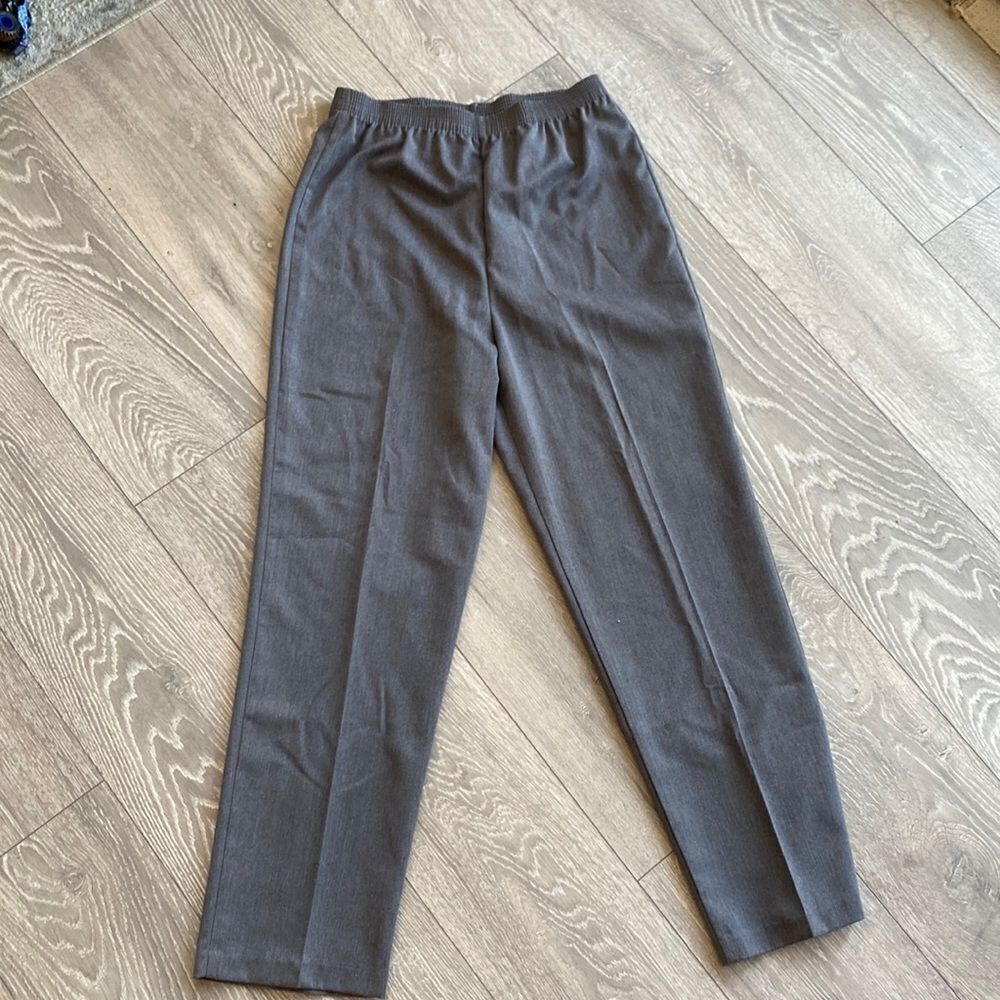 Coastal Grandma Stretch Pants